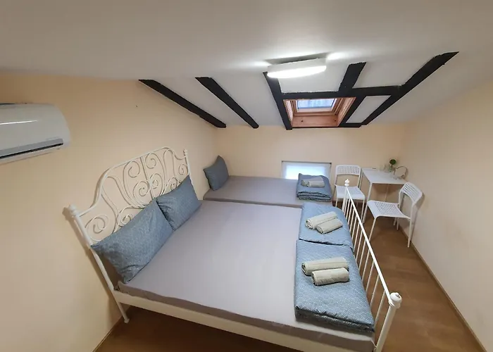 Kapana At Center Hotel